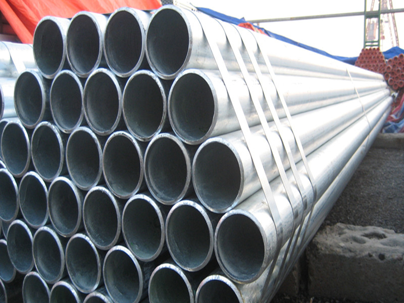 Galvanized coating on pipe surface